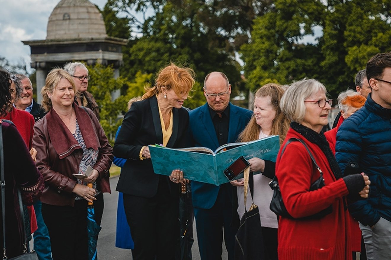 Laying of a plaque for the late James Scullin, 9th Prime Minister of Australia