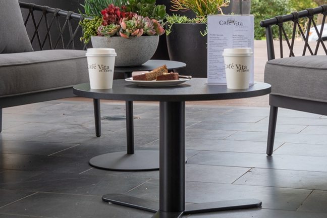 Café Vita et flores food and drink on table