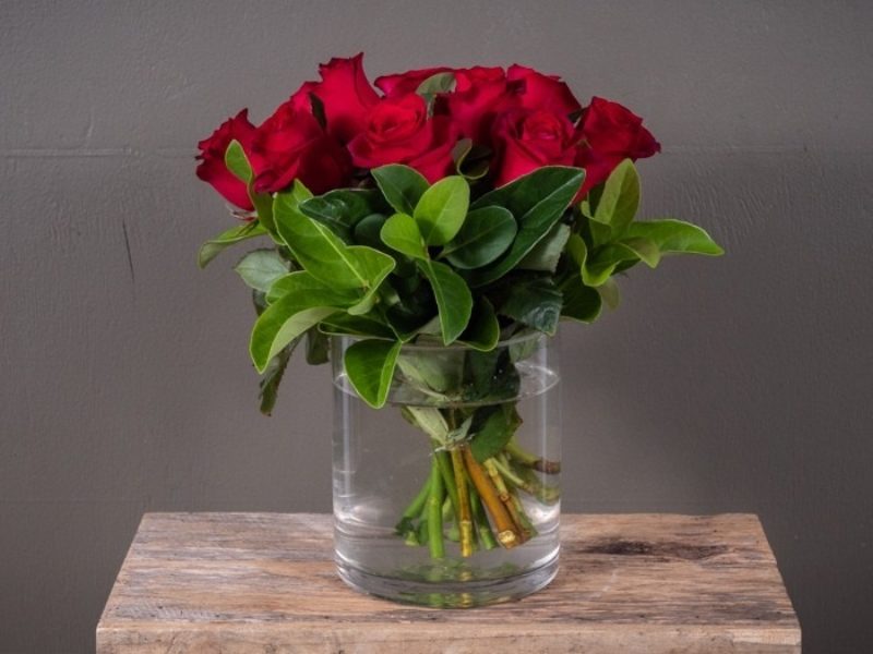 Elegant and stylish posy of beautiful roses