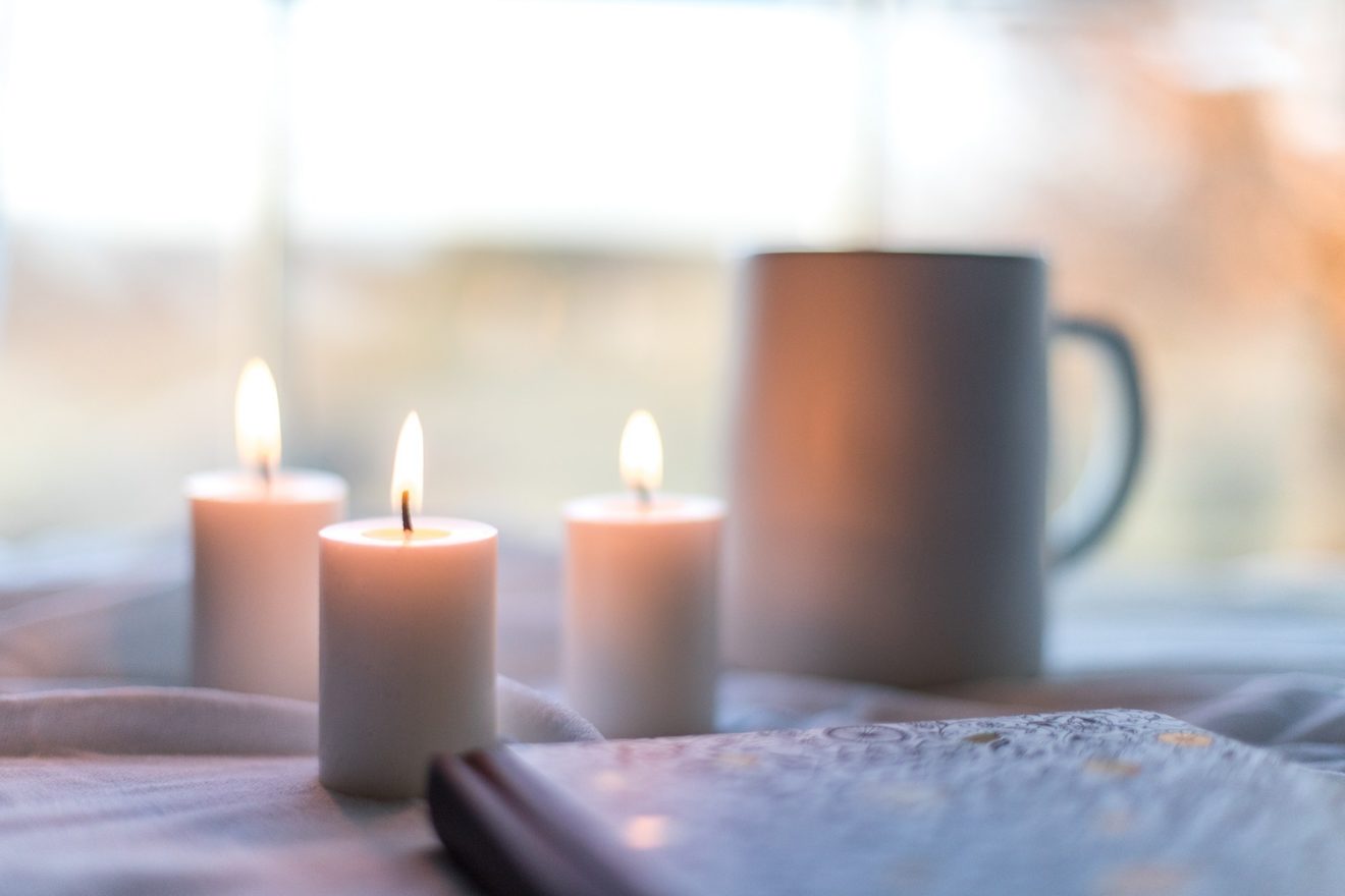 candles comfy cosy hygge